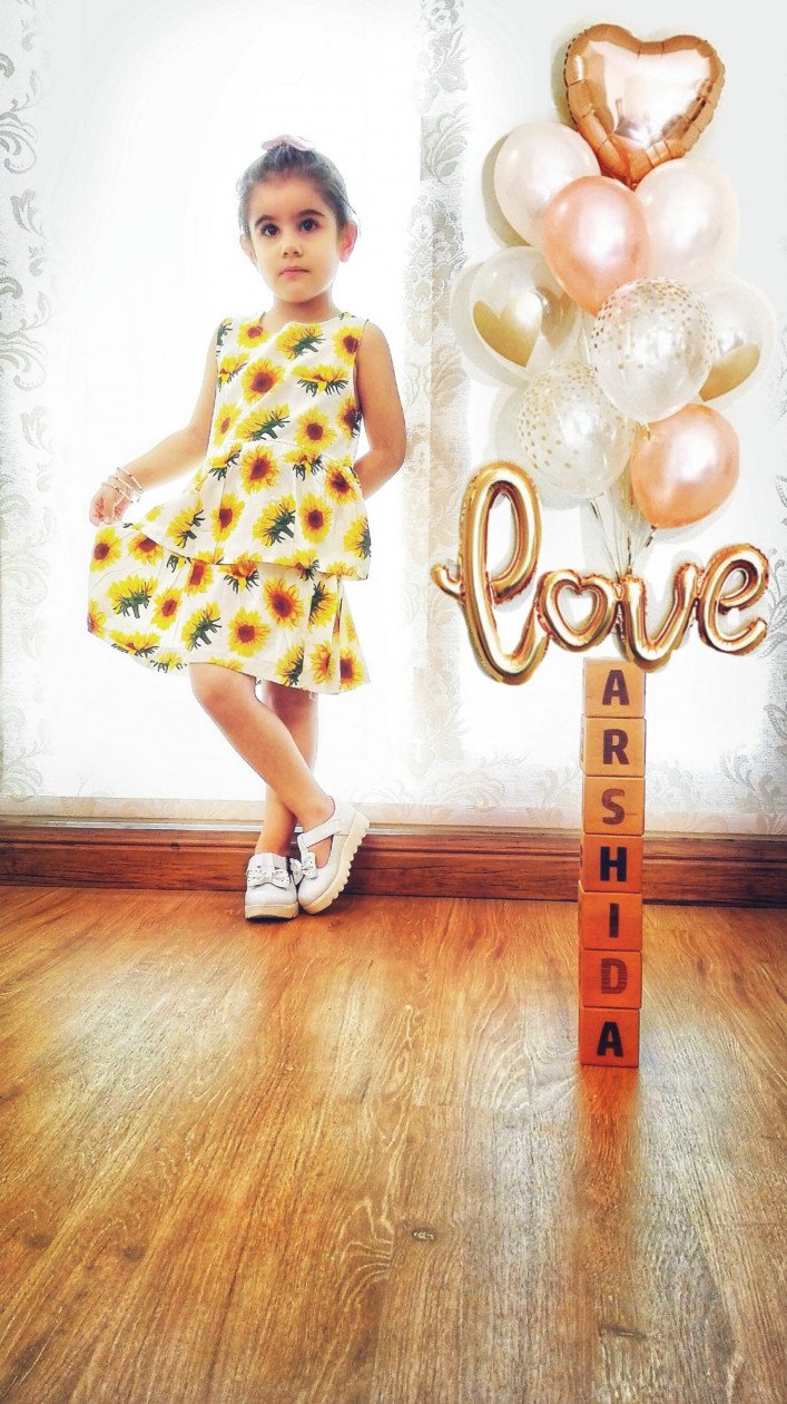 مکعب چوبی حروف لاتین آرشیدا اشرف نیا