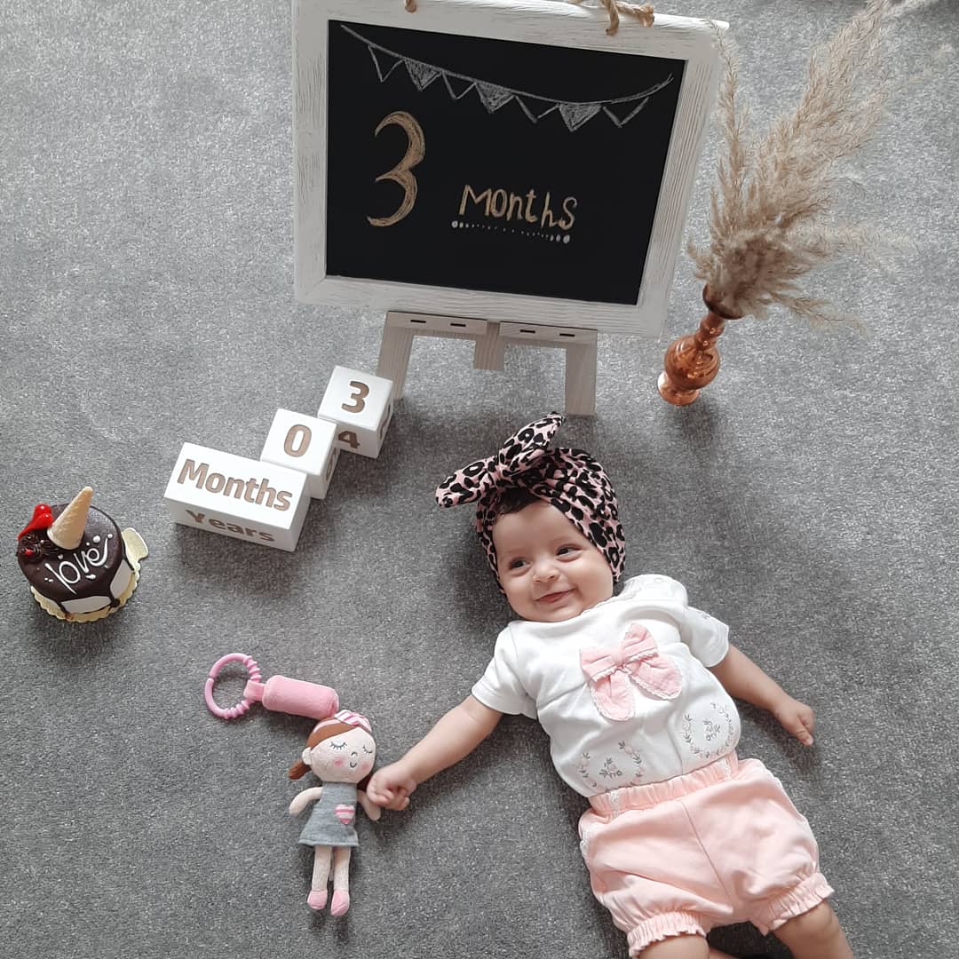 مکعب تاریخ‌شمار یاسمین عبدالهی