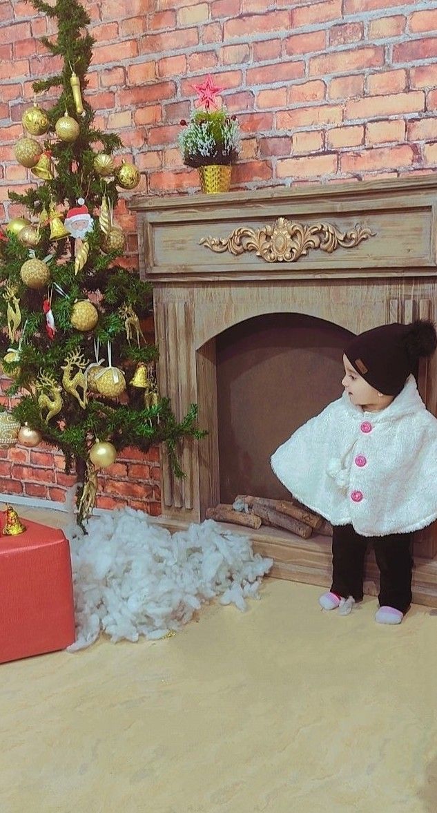 جشن کریسمس کودک جانا شکوهی