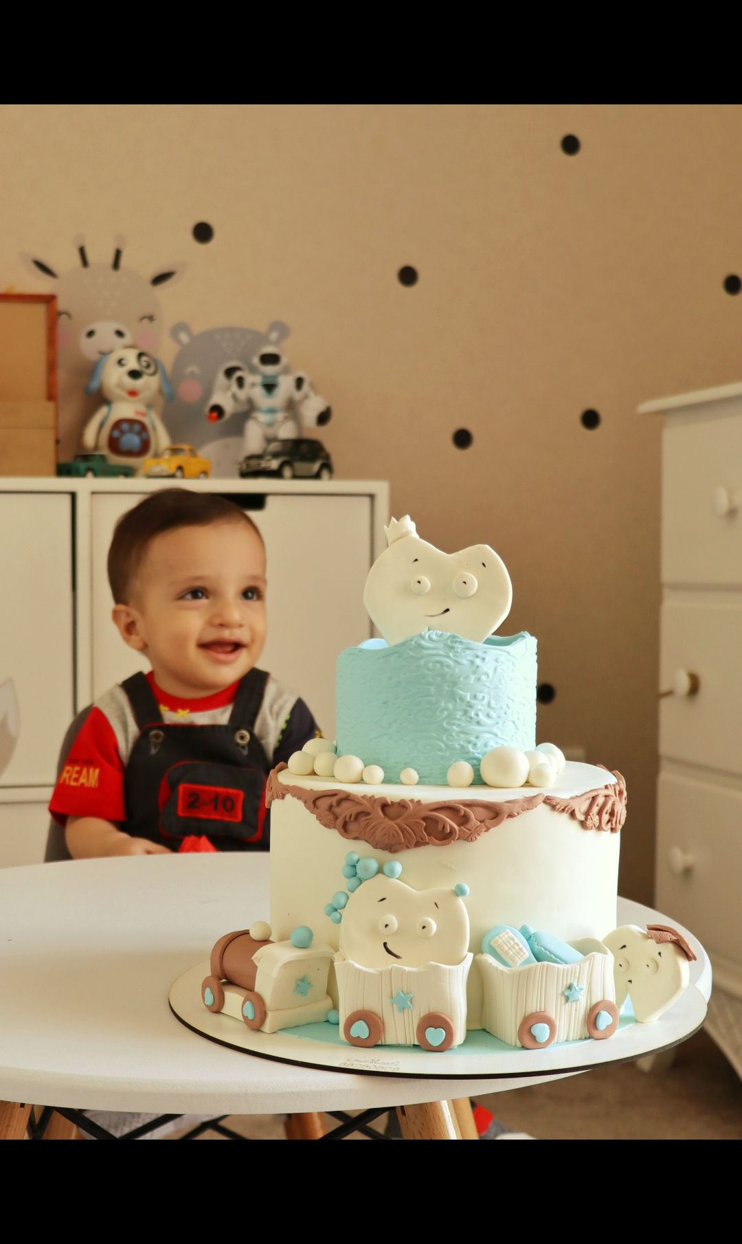 دندان-درآوردن کیان قدیانی