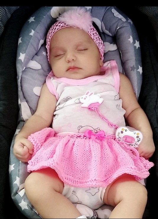 عکس نوزاد دختر آریانا بیابانی