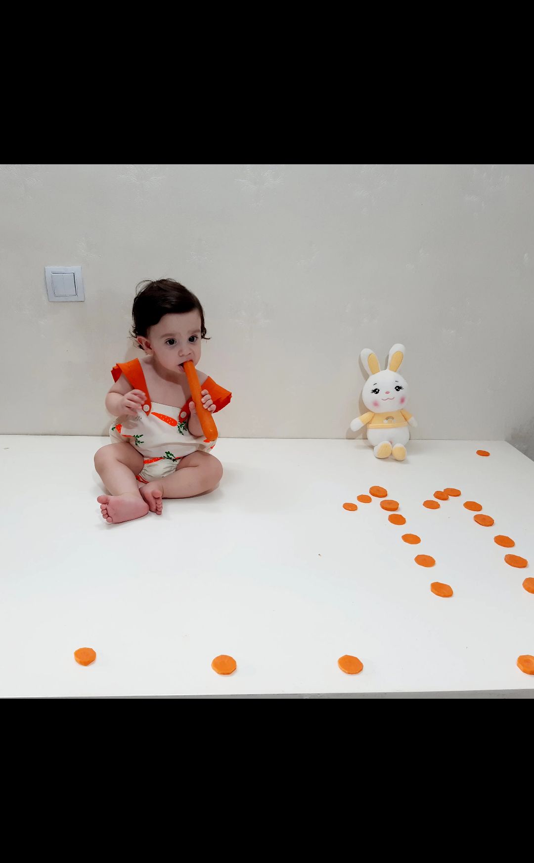 لباس عکاسی هویج دلسا عزتی