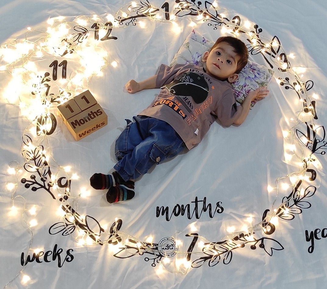 یازده ماهگی نوزاد آدرین