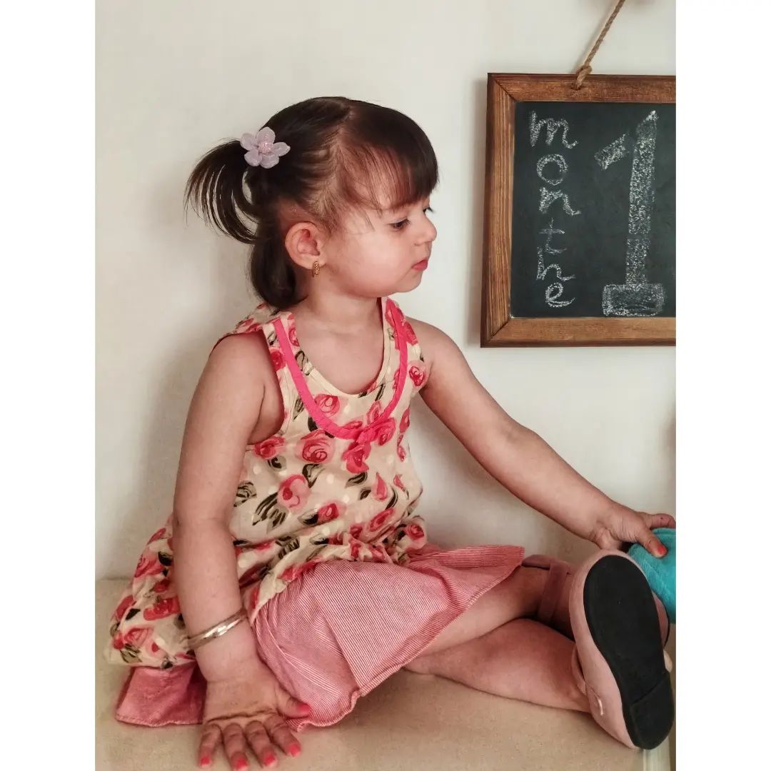 یک-و-نیم-سالگی نورا