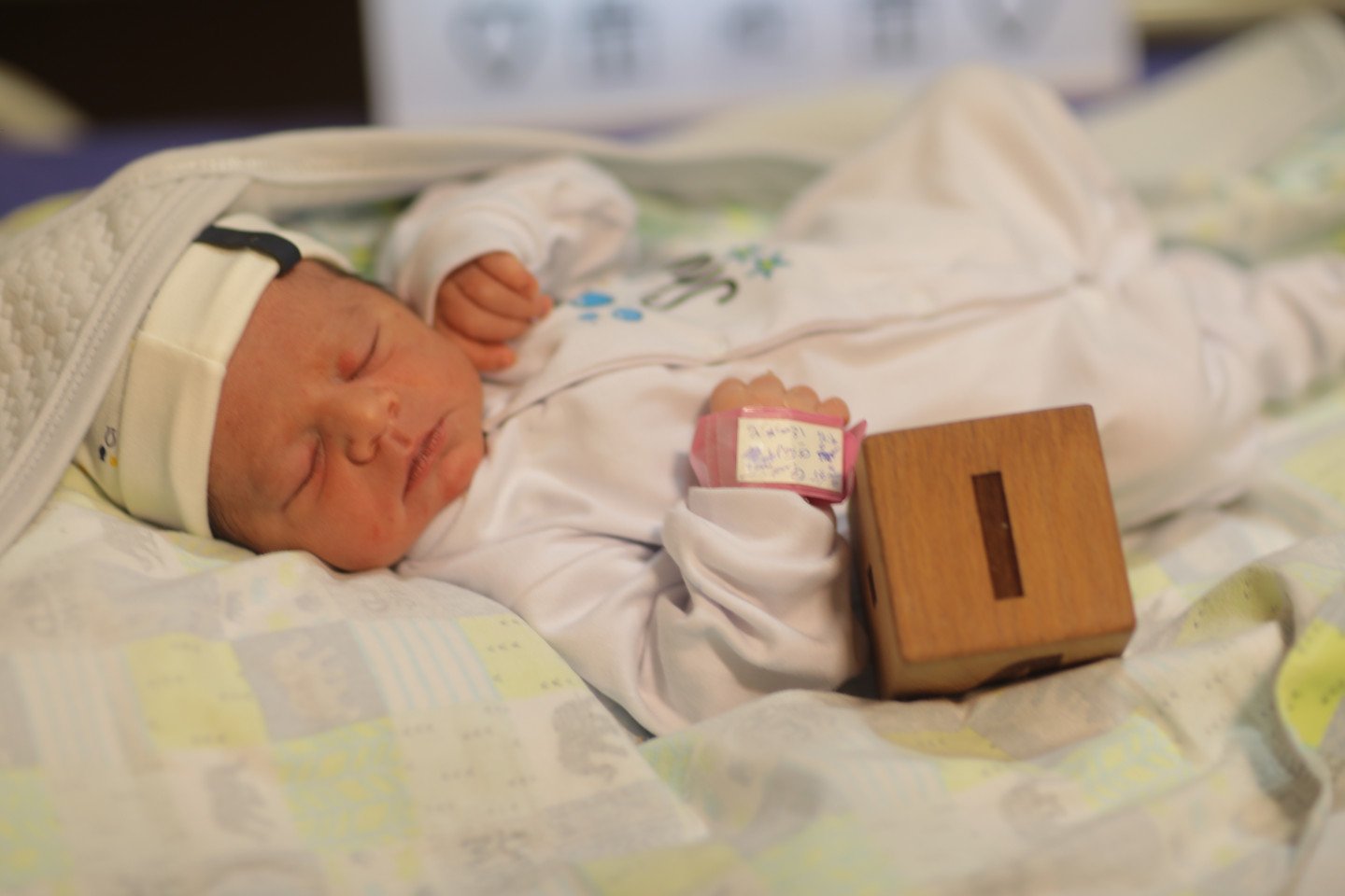 مکعب تاریخ شمار ویژه شاهان اسماعیلی