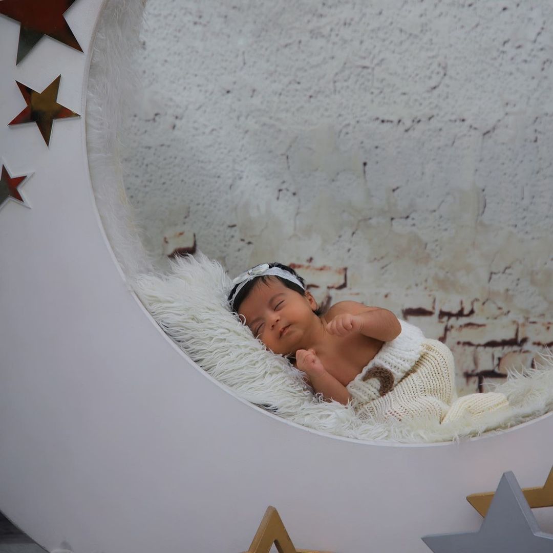 عکس نوزاد در سفر ایوا