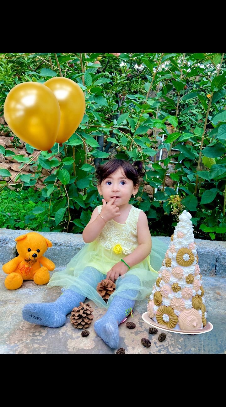 آبان پارمین طوفانی