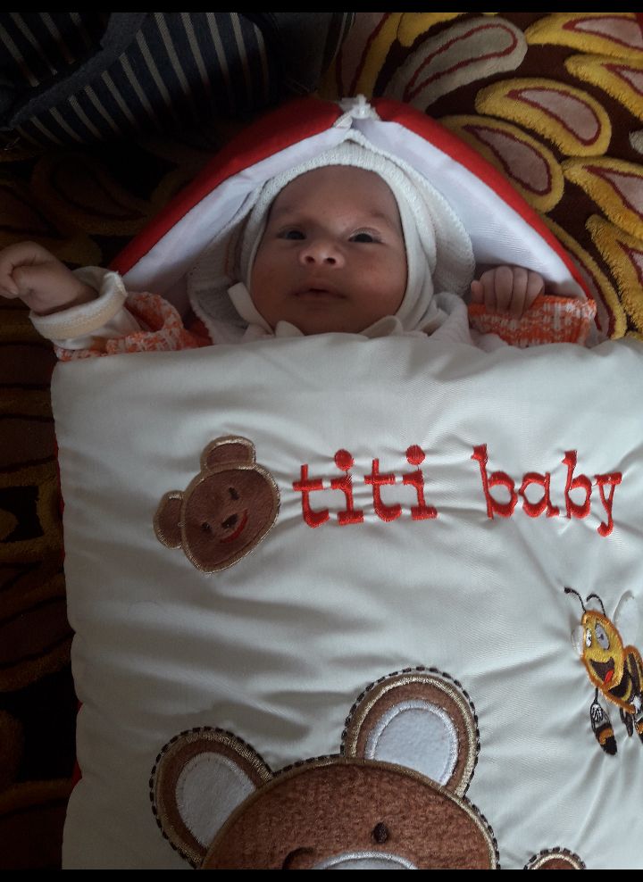 یک-ماهگیایده-عکس-ماهگرد سیده نورا راوش