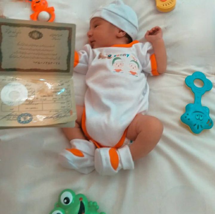 اولین خنده نوزاد لاوین علیانسب