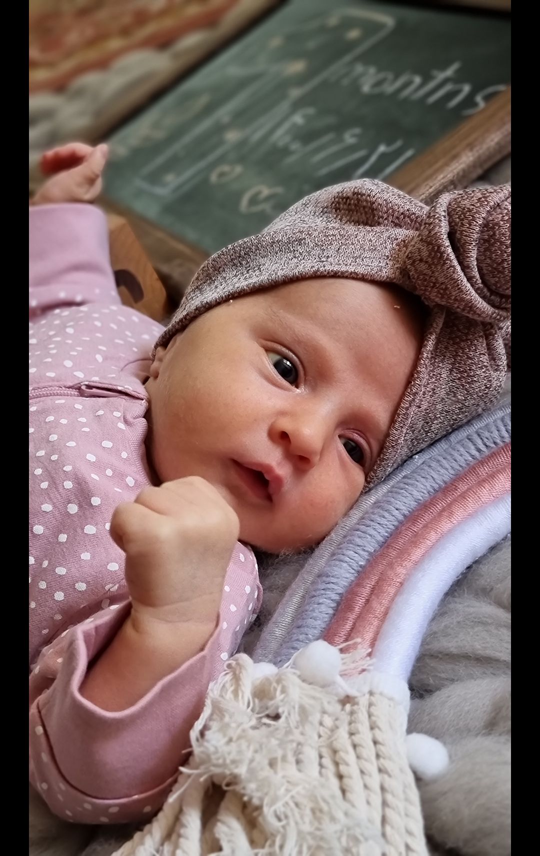 تخته-سیاه-فانتزی رستا احمدی