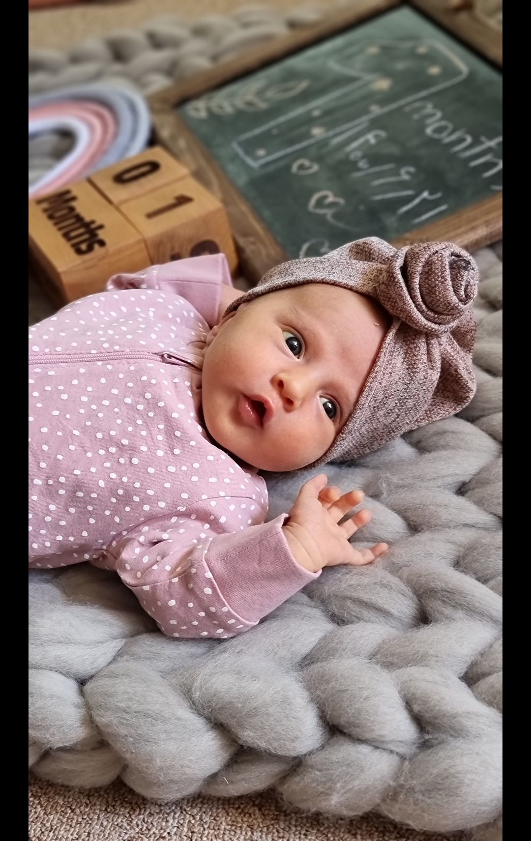 تخته-سیاه-فانتزی رستا احمدی