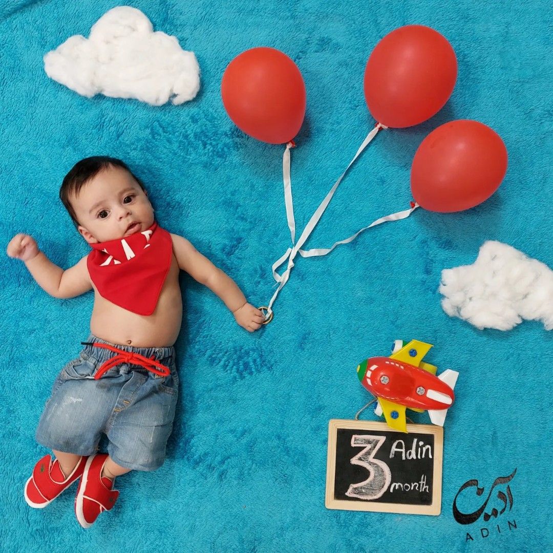 تخته سیاه کوچک آدین صداقت