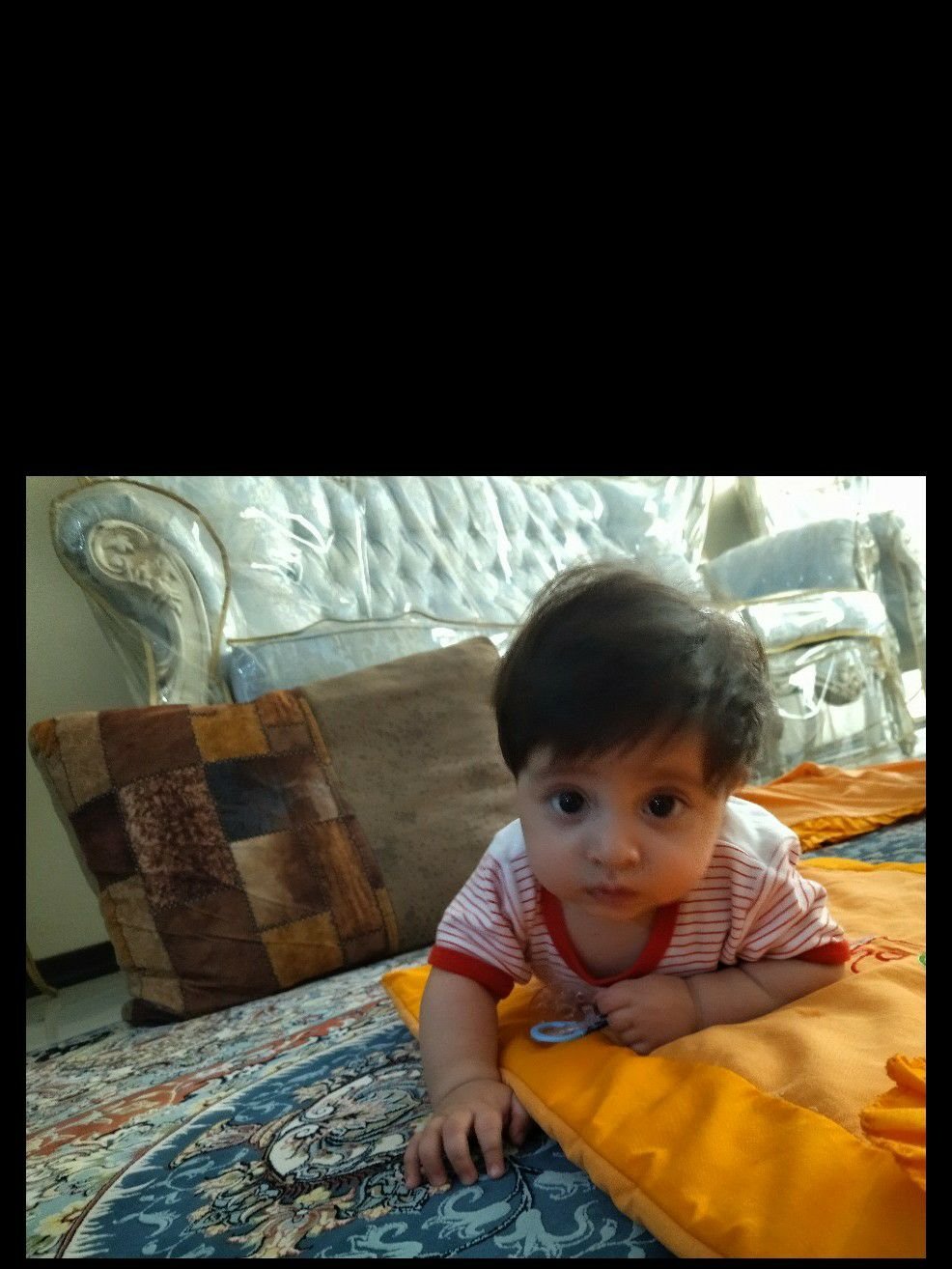 غلتیدن نوزاد حامی یادگاری