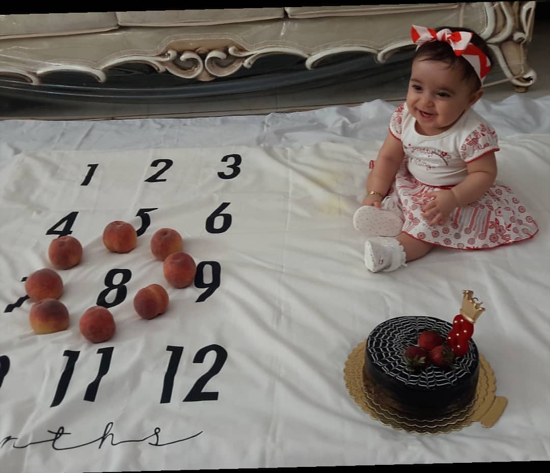 ایستادن نوزاد رها حسین پور