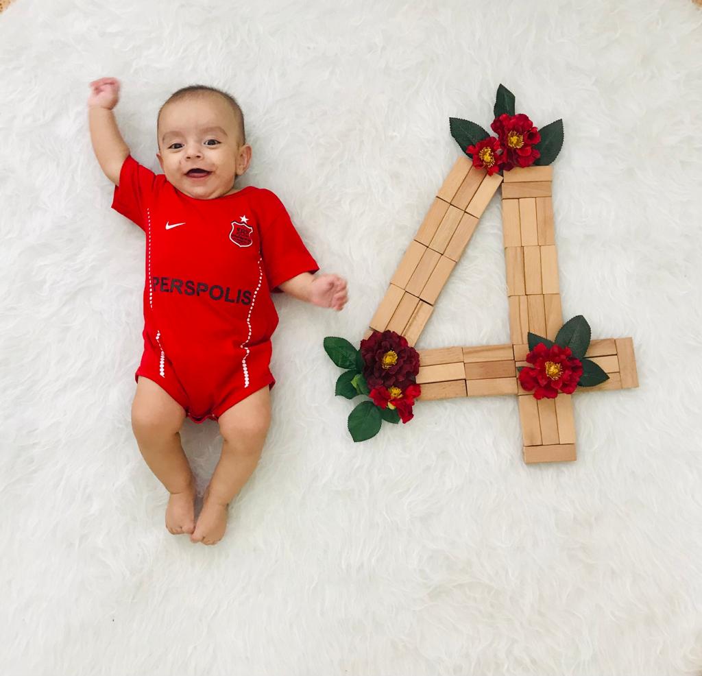 چهار ماهگی نوزاد آراز منيري