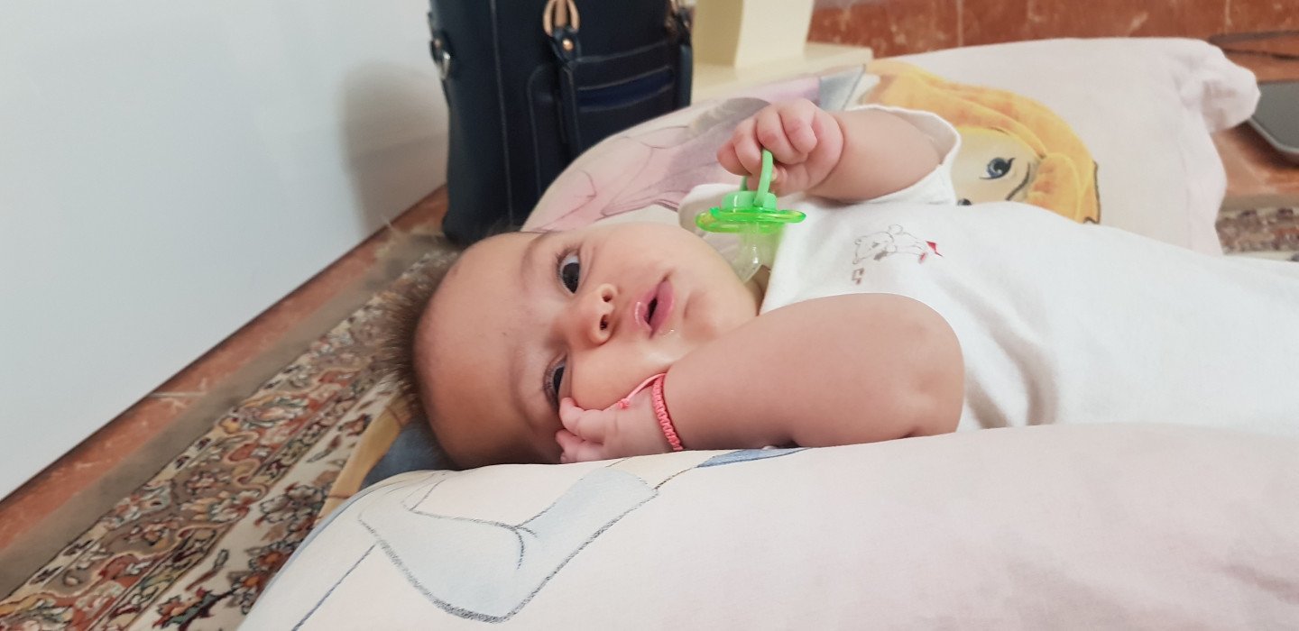 غلتیدن نوزاد مهرسا رضایی