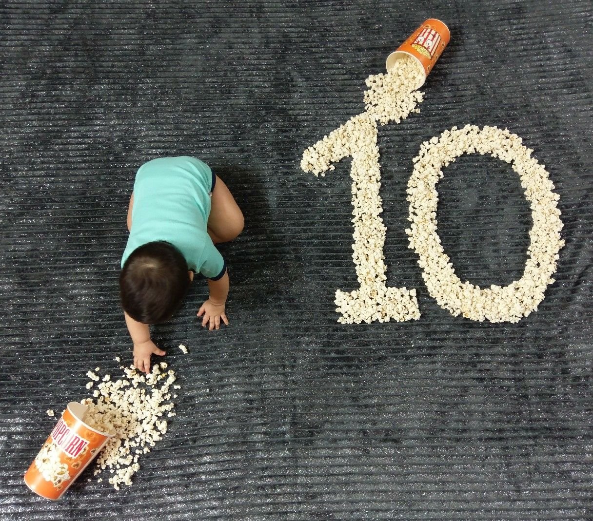 ده ماهگی نوزاد آوا و آراد