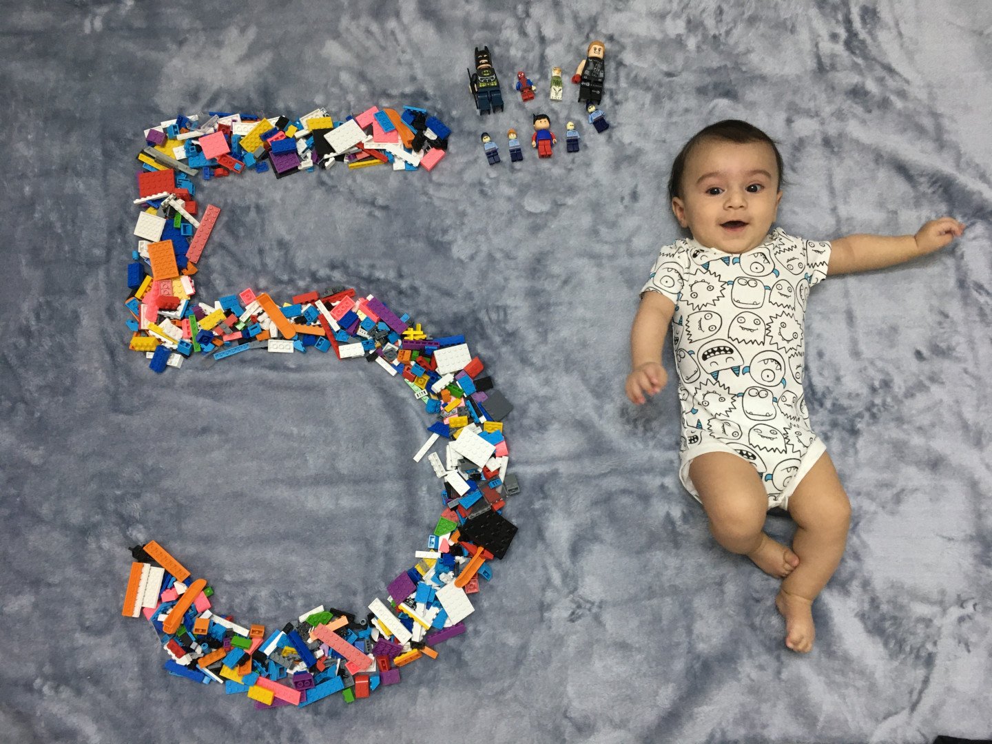 پنج ماهگی نوزاد رایان تن زده