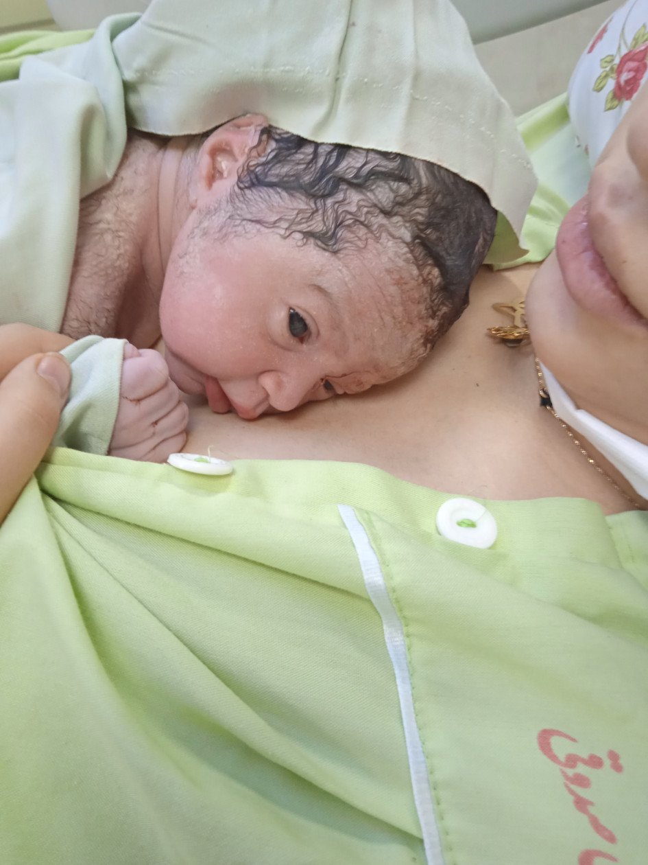 عکس مادر و کودک جانا بستاک