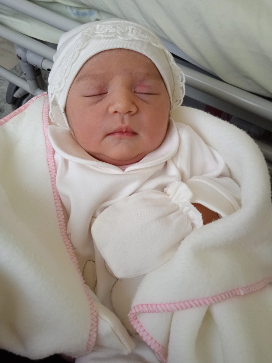 عکس مادر و کودک جانا بستاک