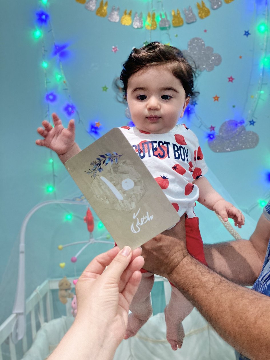 اصلاح موی نوزاد علی جمشیدیان