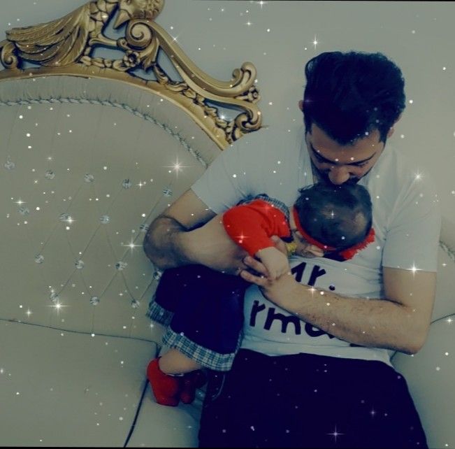 عکس نوزاد با پدر روشان