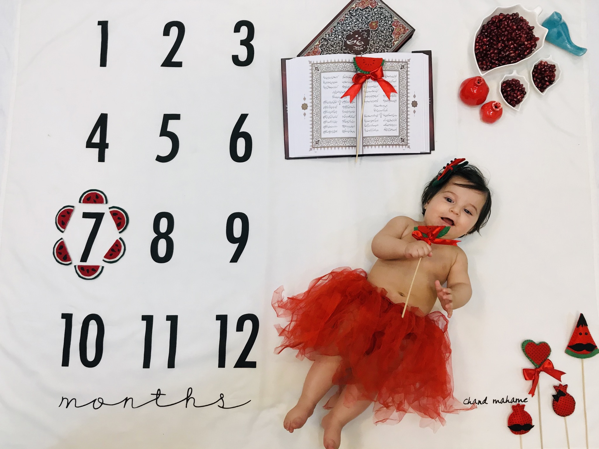 پارچه ماهگرد نوزاد طرح کلاسیک نورا عراقی