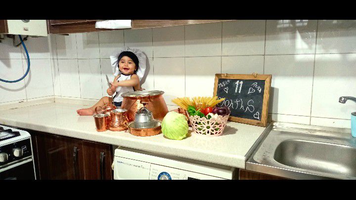 پاییز-مهرماه آوا مانیان