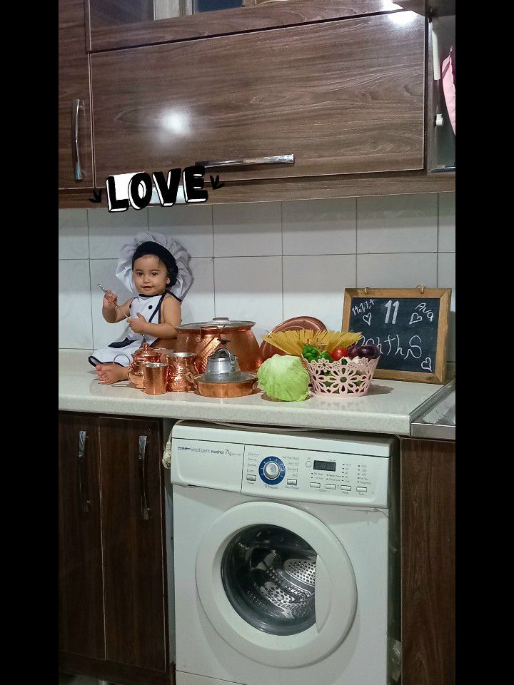 تخته-سیاه آوا مانیان