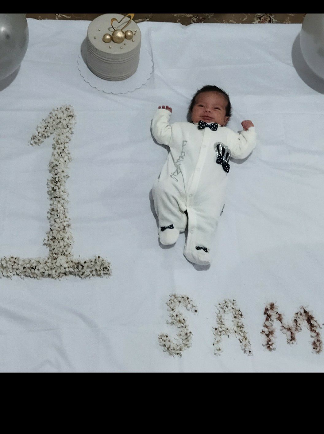 یک ماهگی نوزاد سام