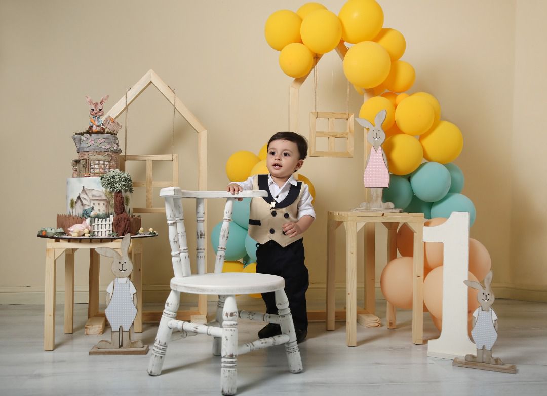 یک-سالگی نیکان