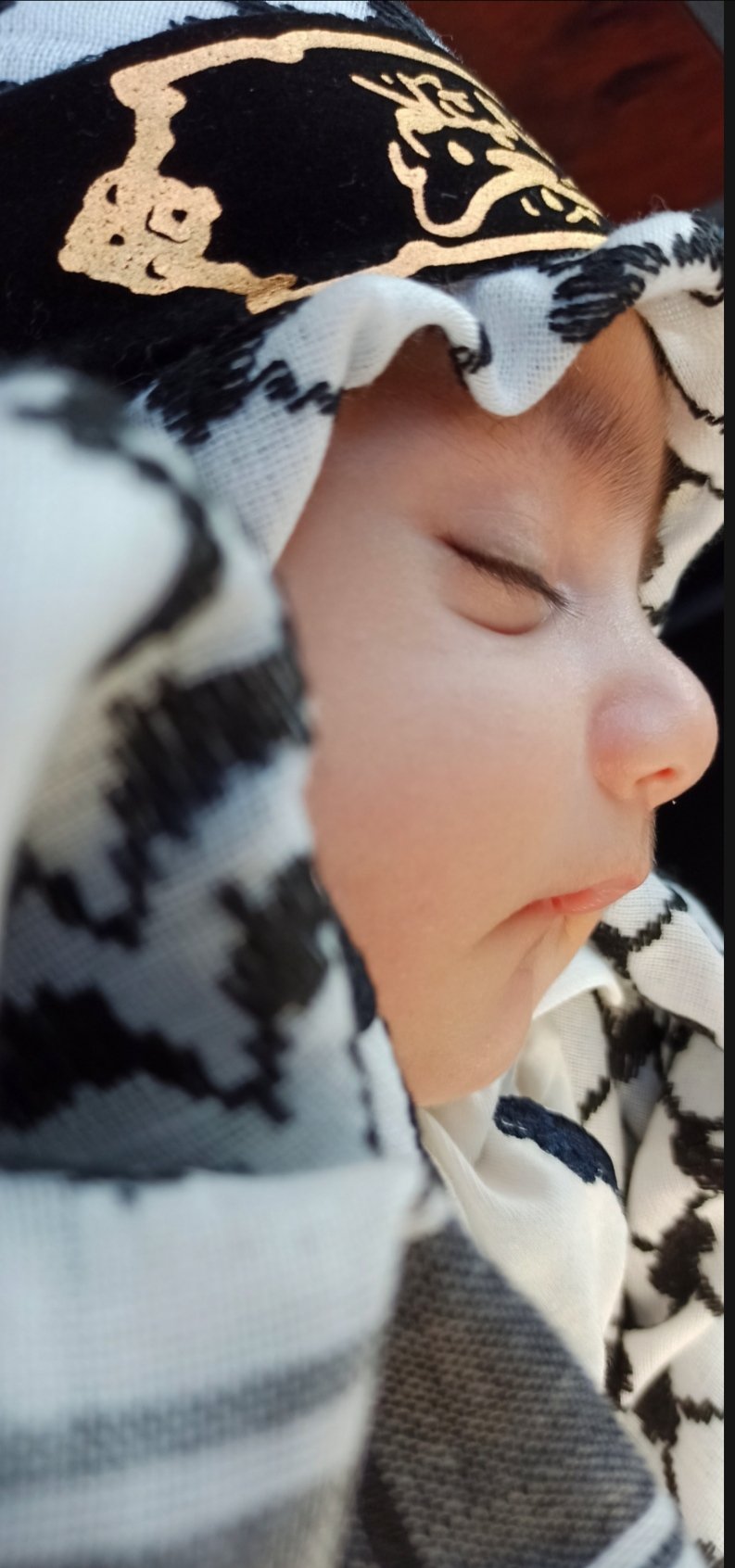 عکس محرم کودک داریان