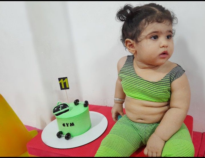 یازده ماهگی نوزاد اسرا عبدی