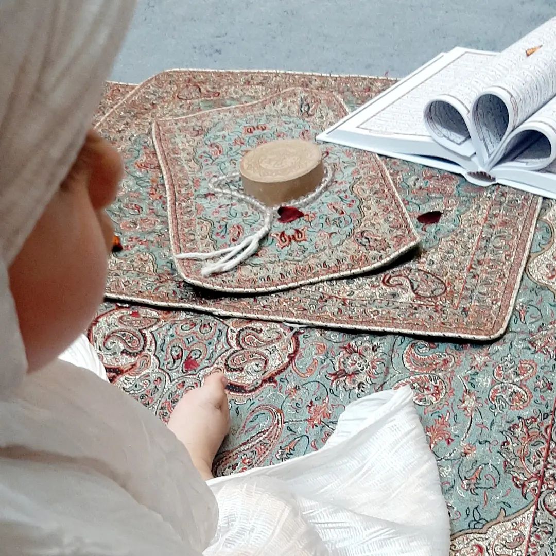 ده ماهگی نوزاد نلین