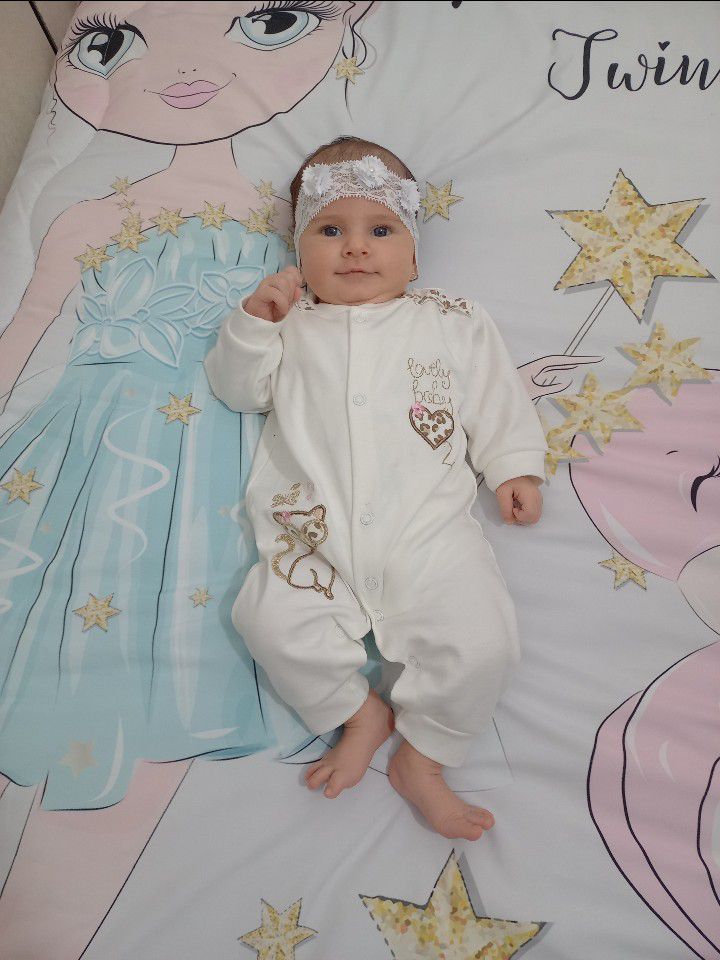 دو ماهگی نوزاد دل آرا دلیریان