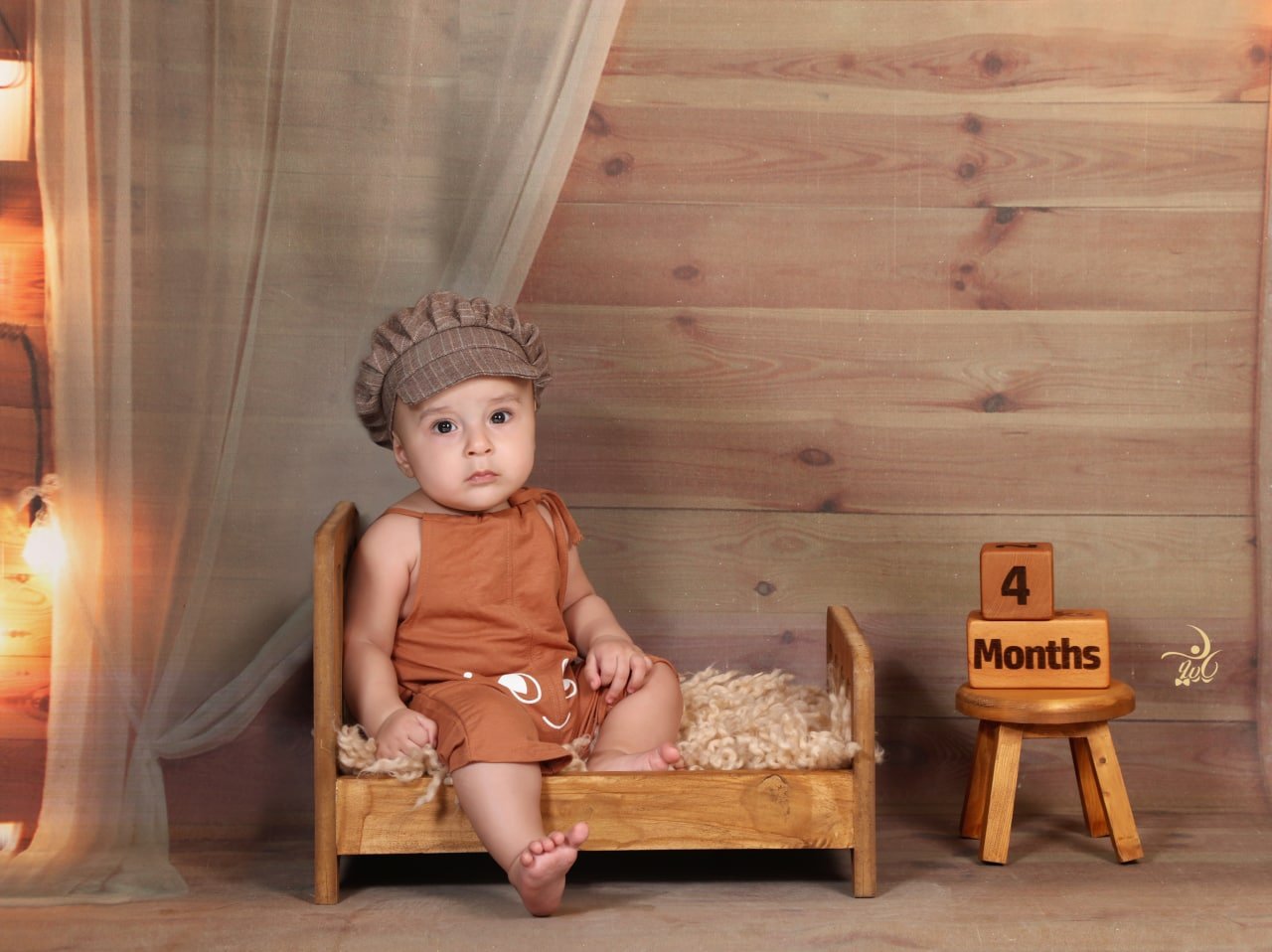 غلتیدن نوزاد آرن افشار