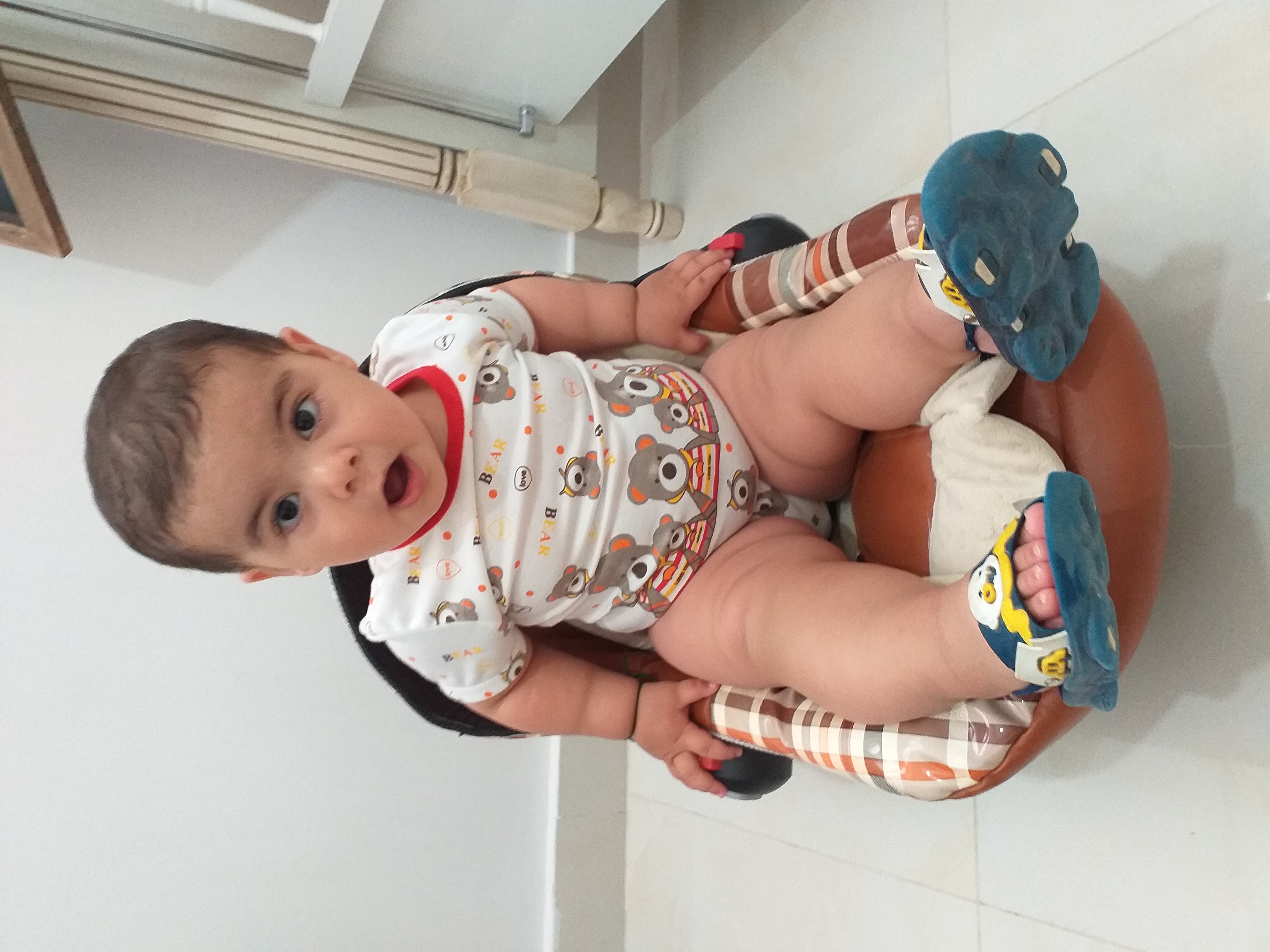 عکس نوزاد پسر محمدرضا محمدی