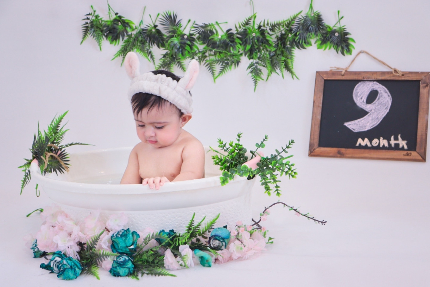 تم عکس تابستانی کودک نیلیا صدر