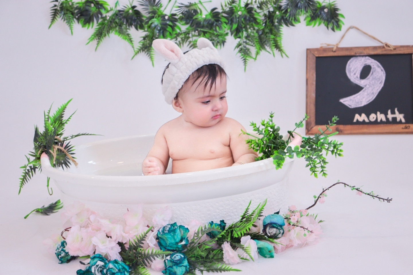 نه ماهگی نوزاد نیلیا صدر