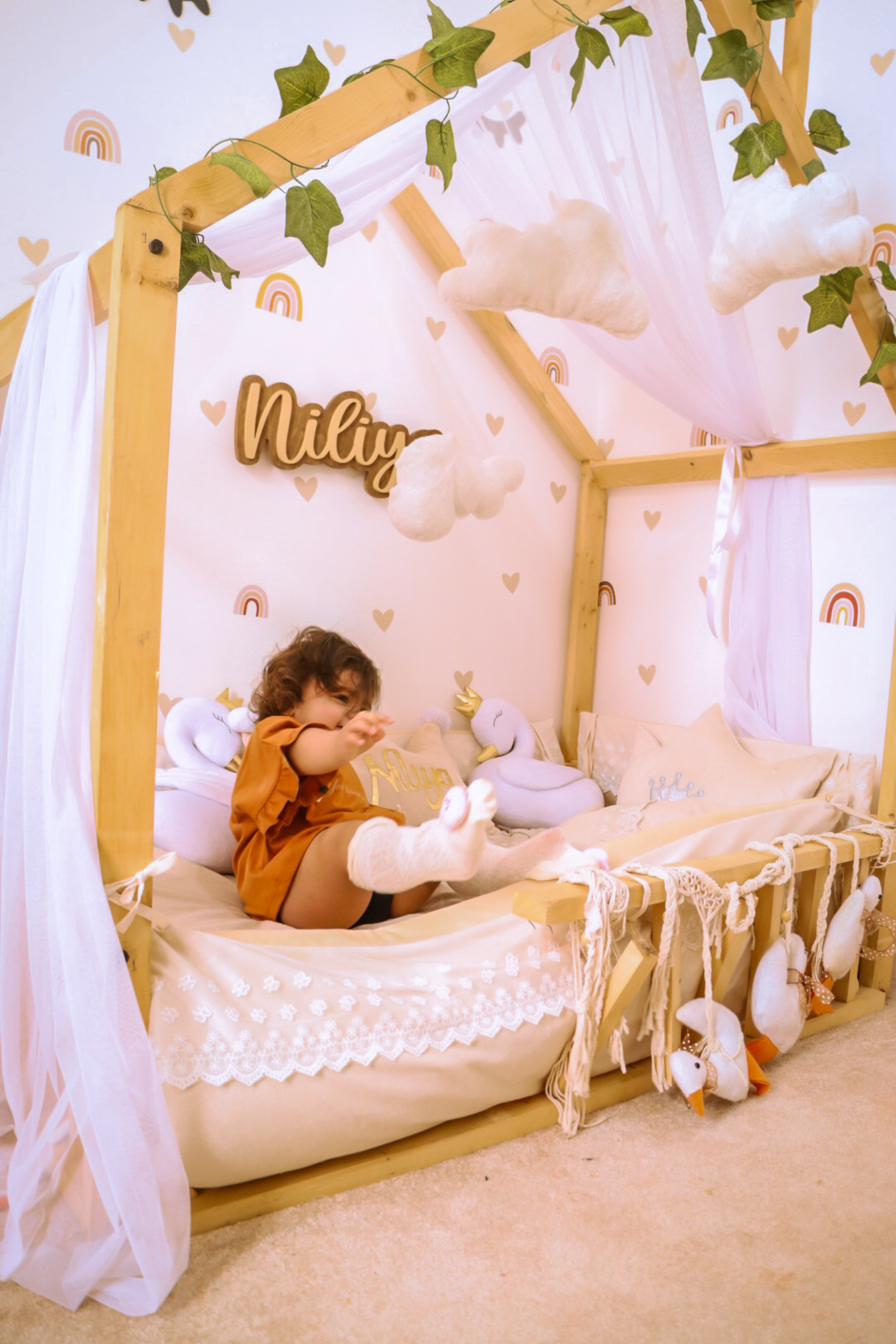 ایده نیلیا صدر