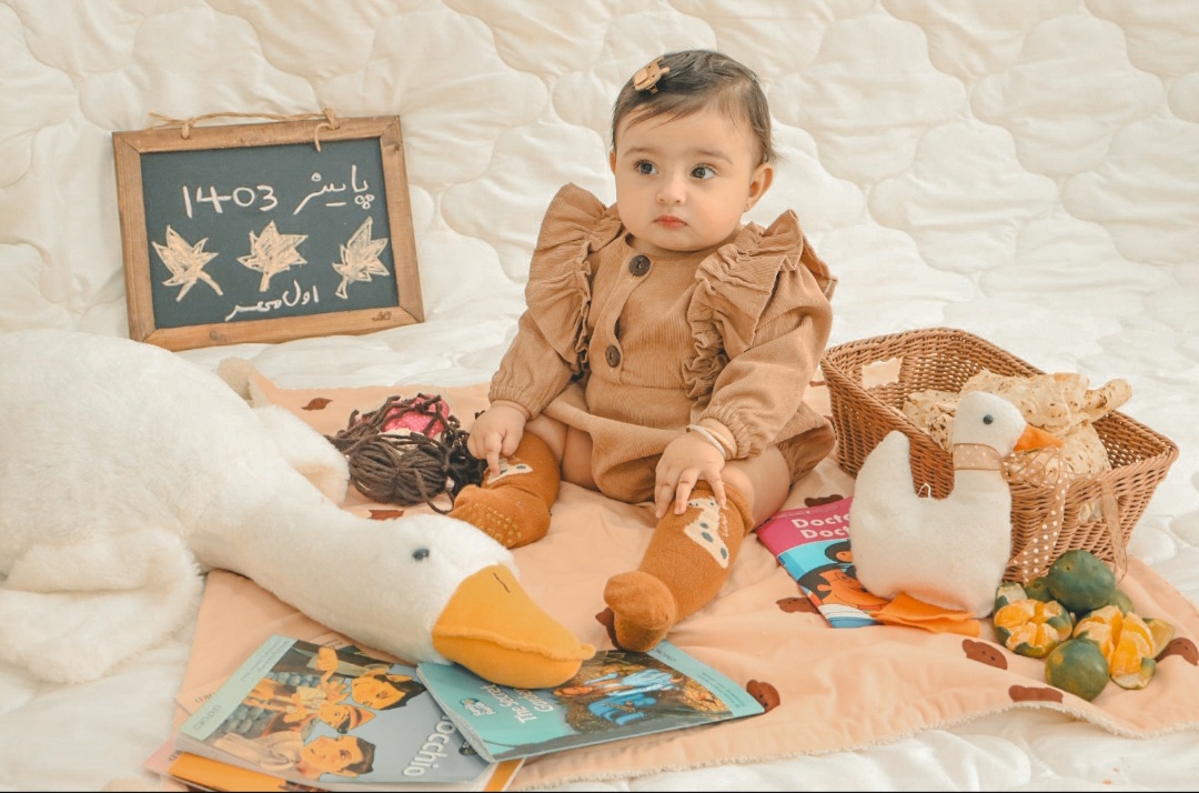 نه ماهگی نوزاد نیلیا صدر