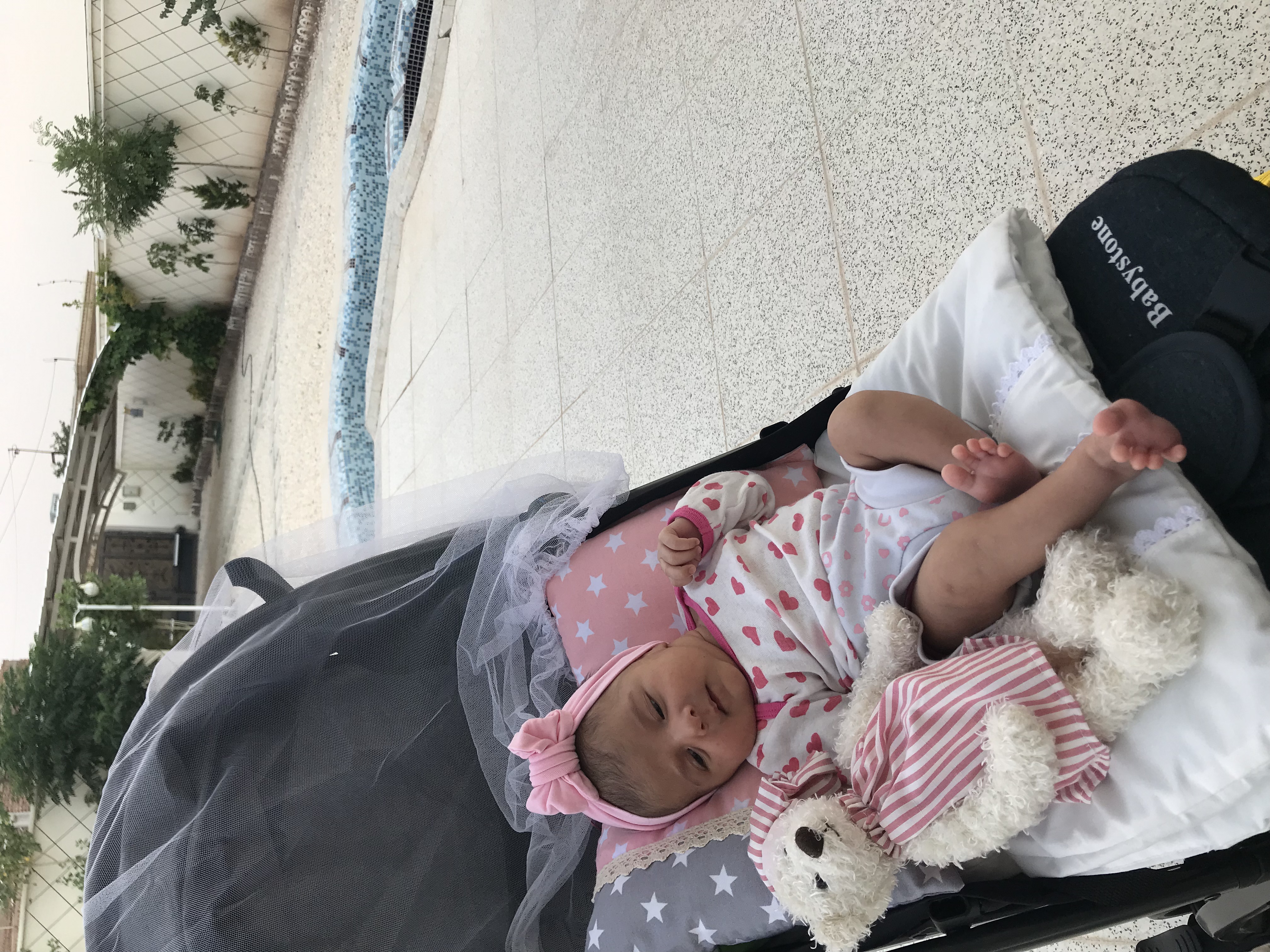 تم عکس تابستانی کودک مايسا ميرزايي