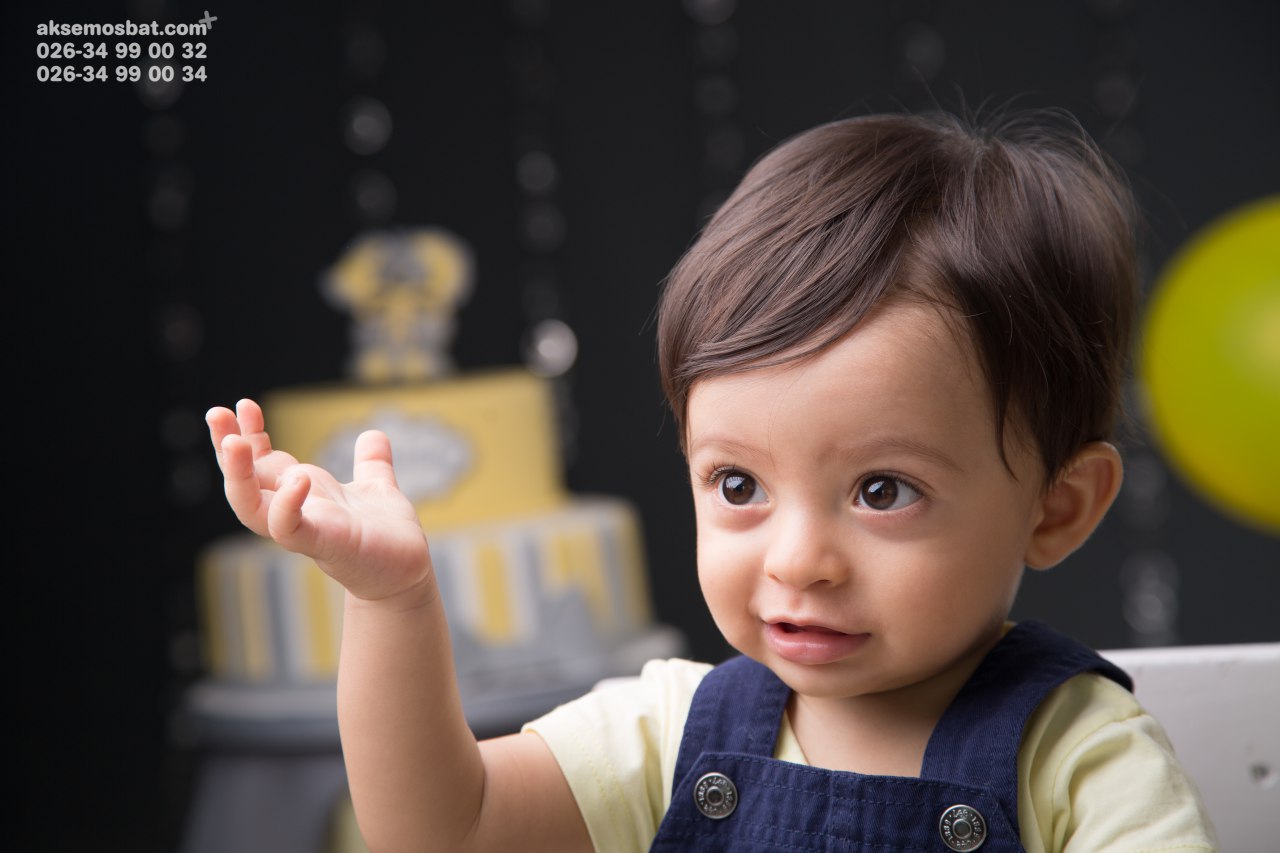 دوازده ماهگی نوزاد بهراد چهارراهی