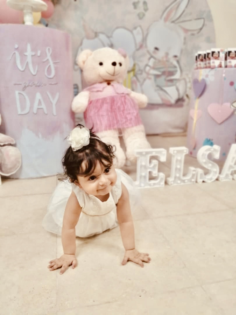 دوازده ماهگی نوزاد السا زندی