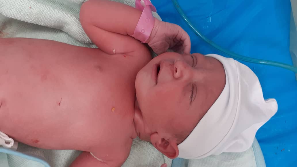 متولد شدن نوزاد فاطمه نورا عرب خراسانی