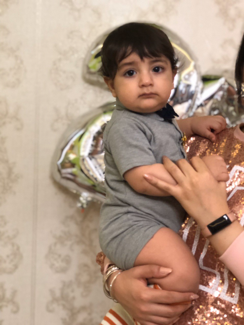 ده ماهگی نوزاد آراد آزاد