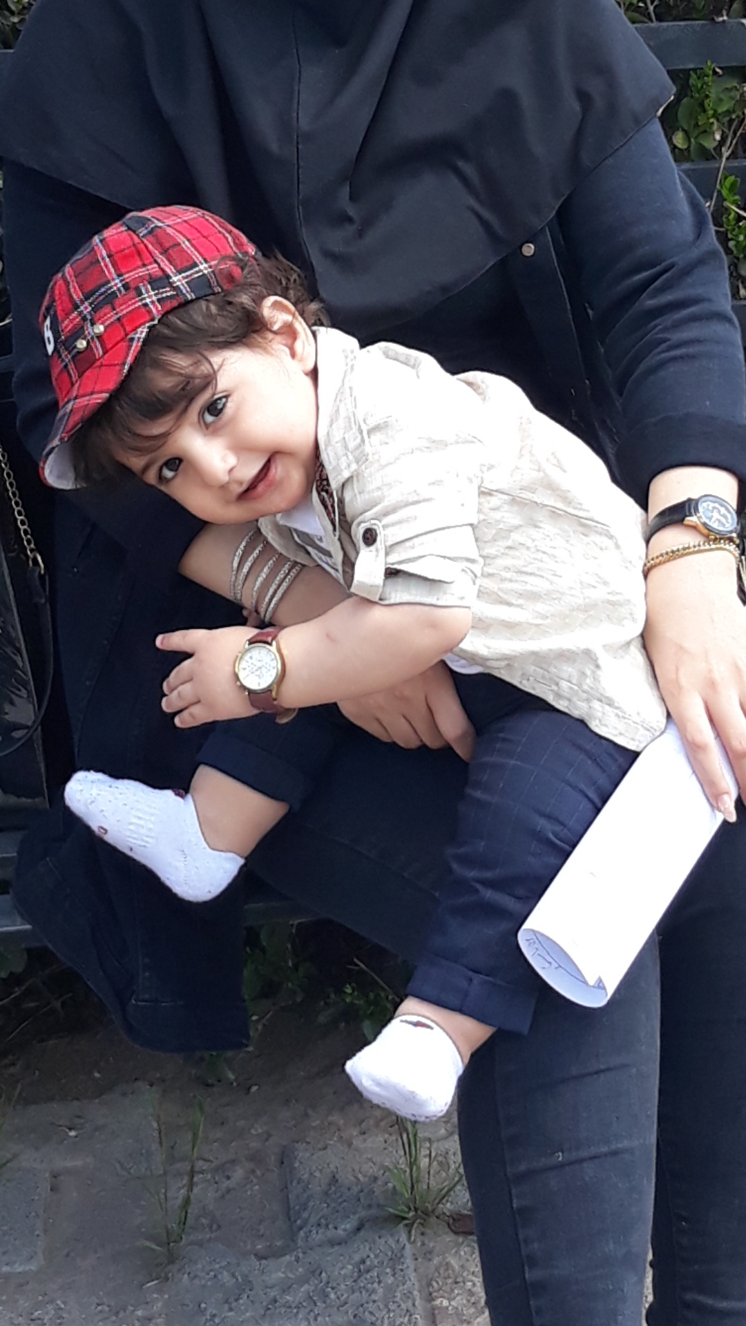 یازده ماهگی نوزاد آراد آزاد