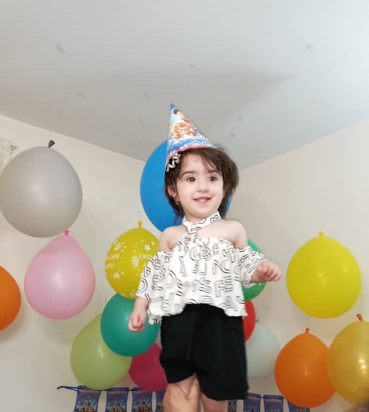 جشن ولنتاین کودک یسنا میرزایی