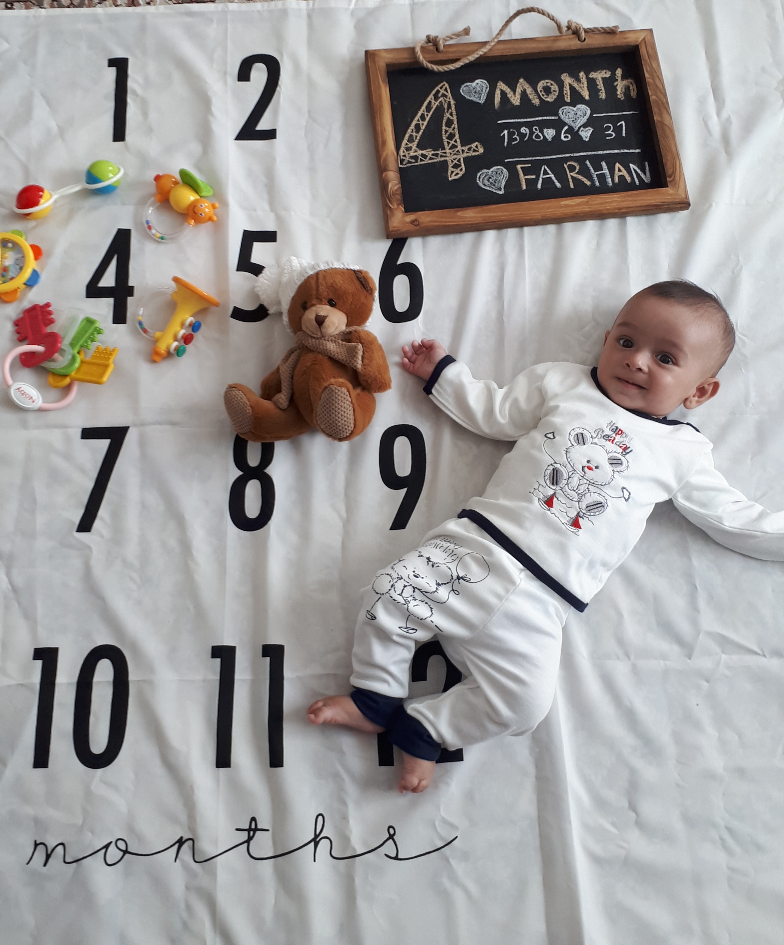 غلتیدن نوزاد فرهان آذین