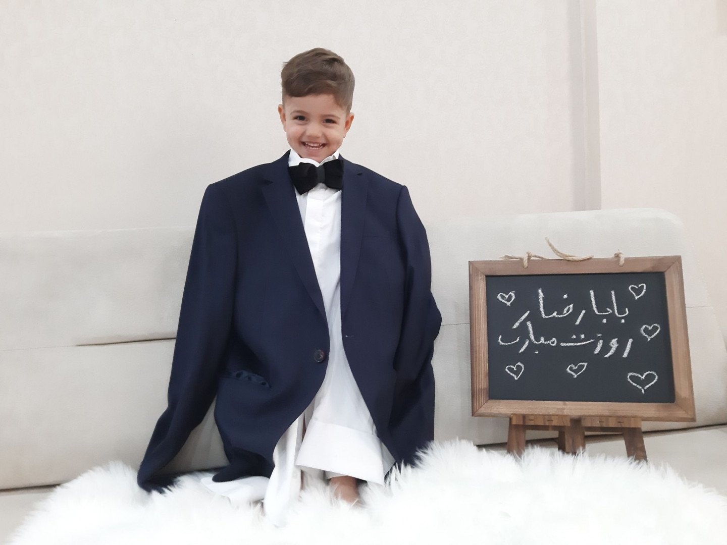 عکس نوزاد با پدر ویهان ارزانی بیرگانی